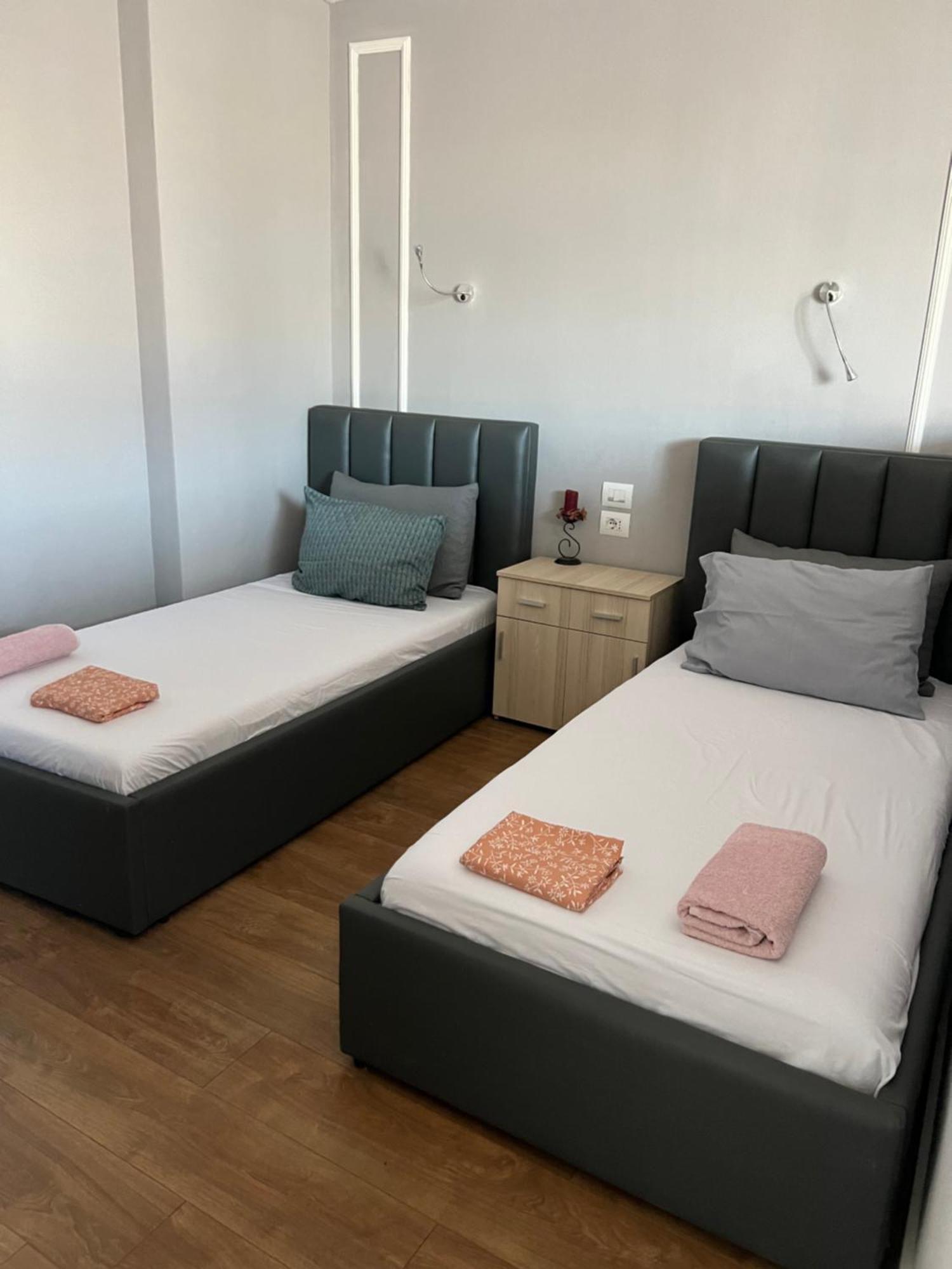 City Centre Rooms 4R Shkoder Ngoại thất bức ảnh